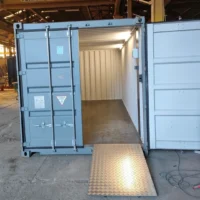 ABRI VÉLOS ÉLECTRIQUES FERMÉ 6 PLACES EN CONTAINER 20 PIEDS