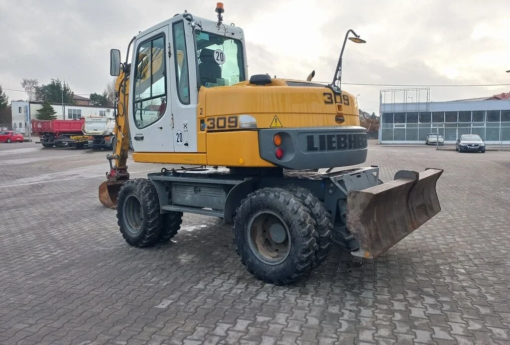 2010 LIEBHERR A 309 Litronic