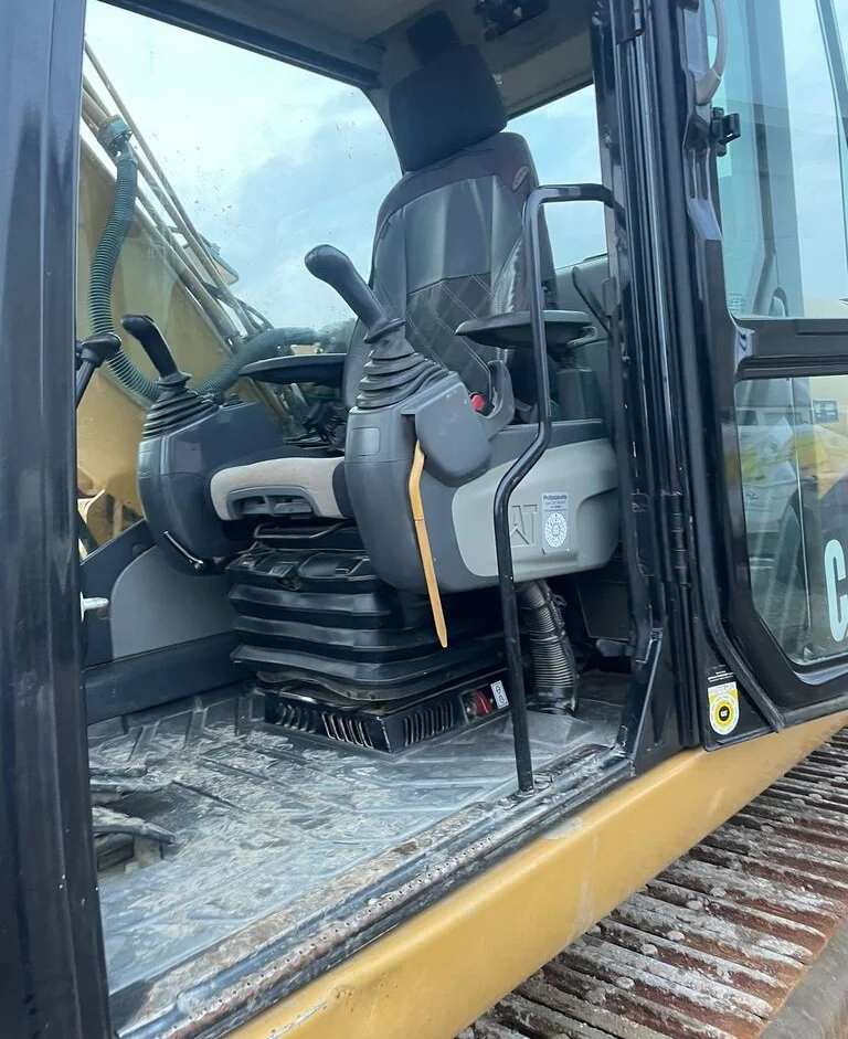 2011 CATERPILLAR 320DL