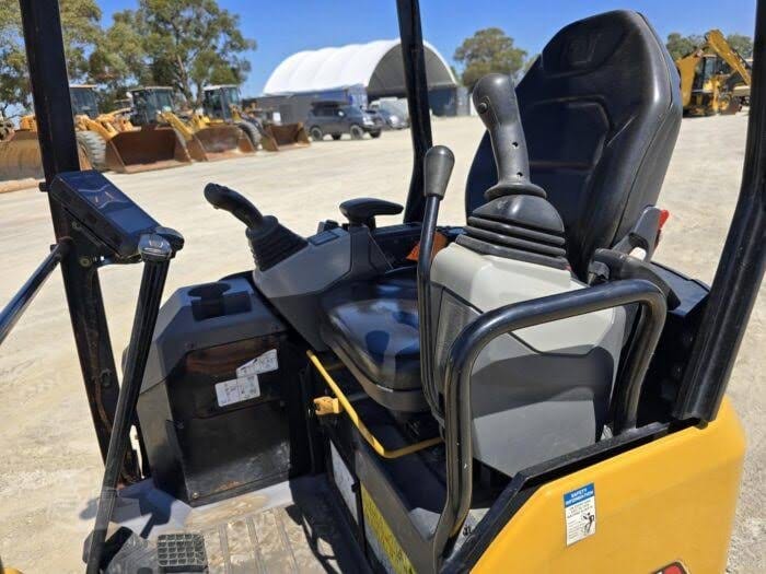 Caterpillar 301.7CR, (2021), 2090 heures, 1.8T – occasion