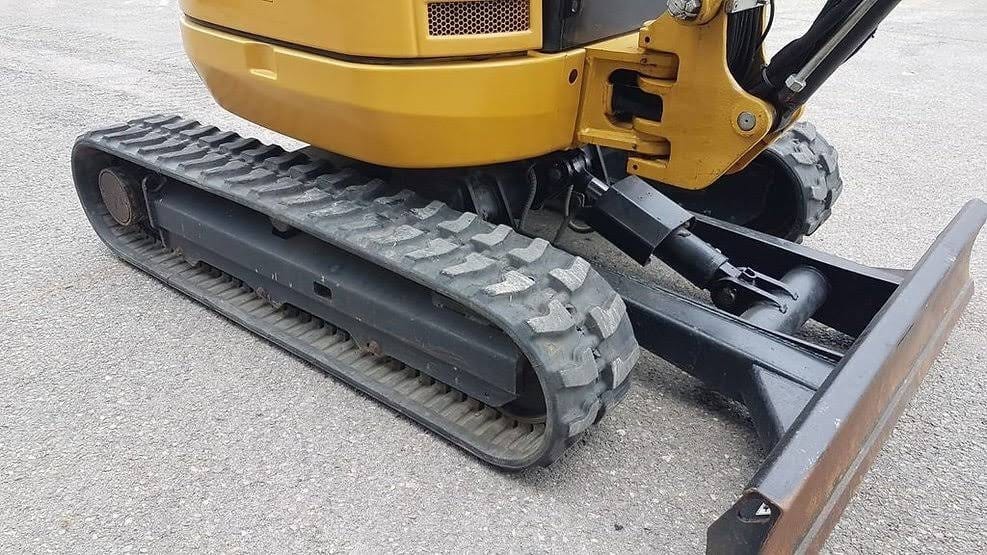 Caterpillar 302.7D CR, (2016), 2000 heures, 2.67T + 3 Godets – occasion