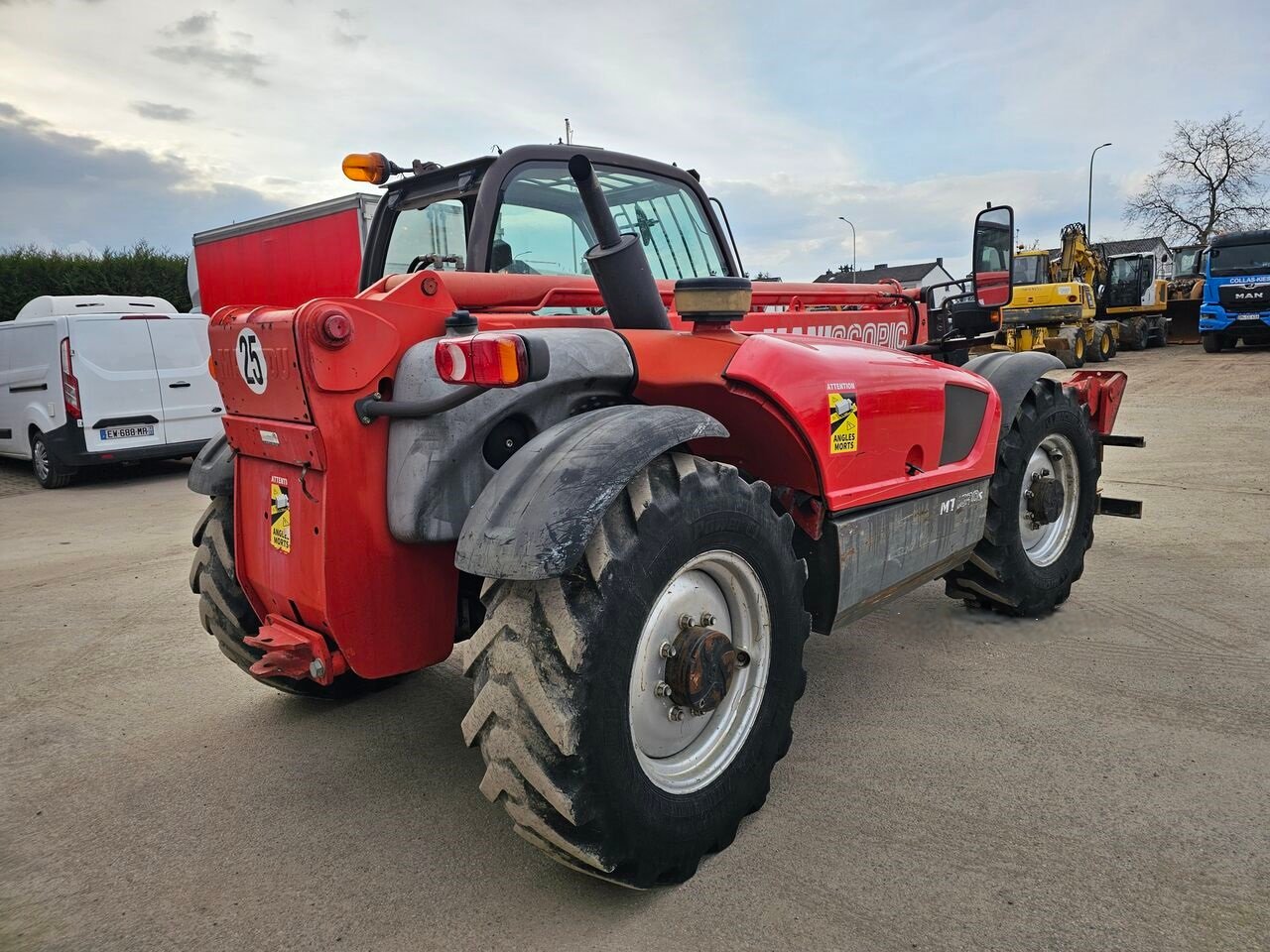 Chariot télescopique Manitou MT1030