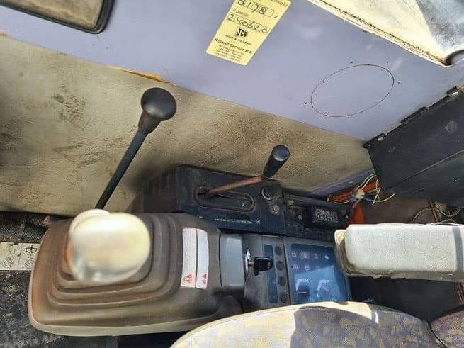 Hitachi EX30, (2006), 4568 heures, 2.97T – occasion