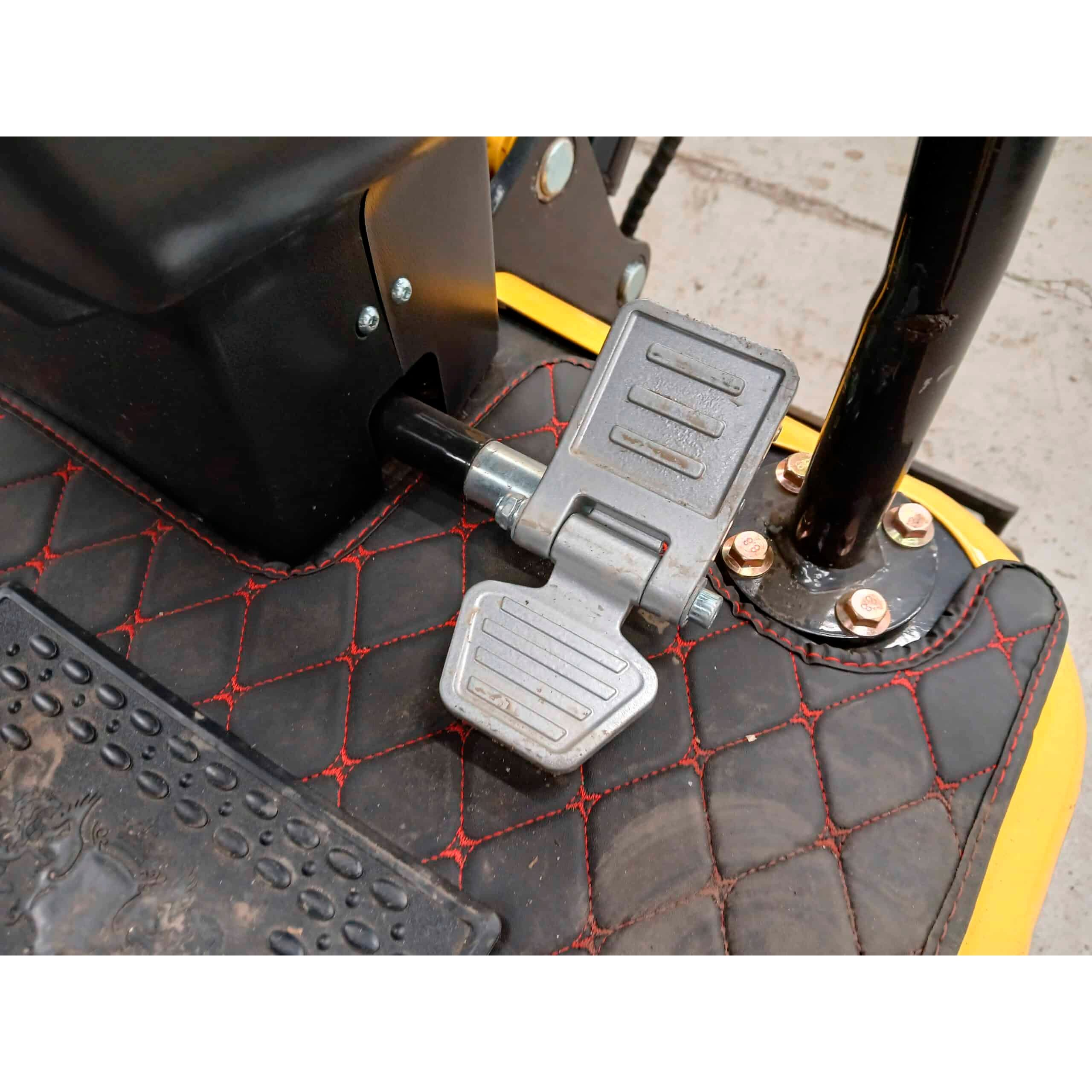 Mini-pelle Machpro MP15