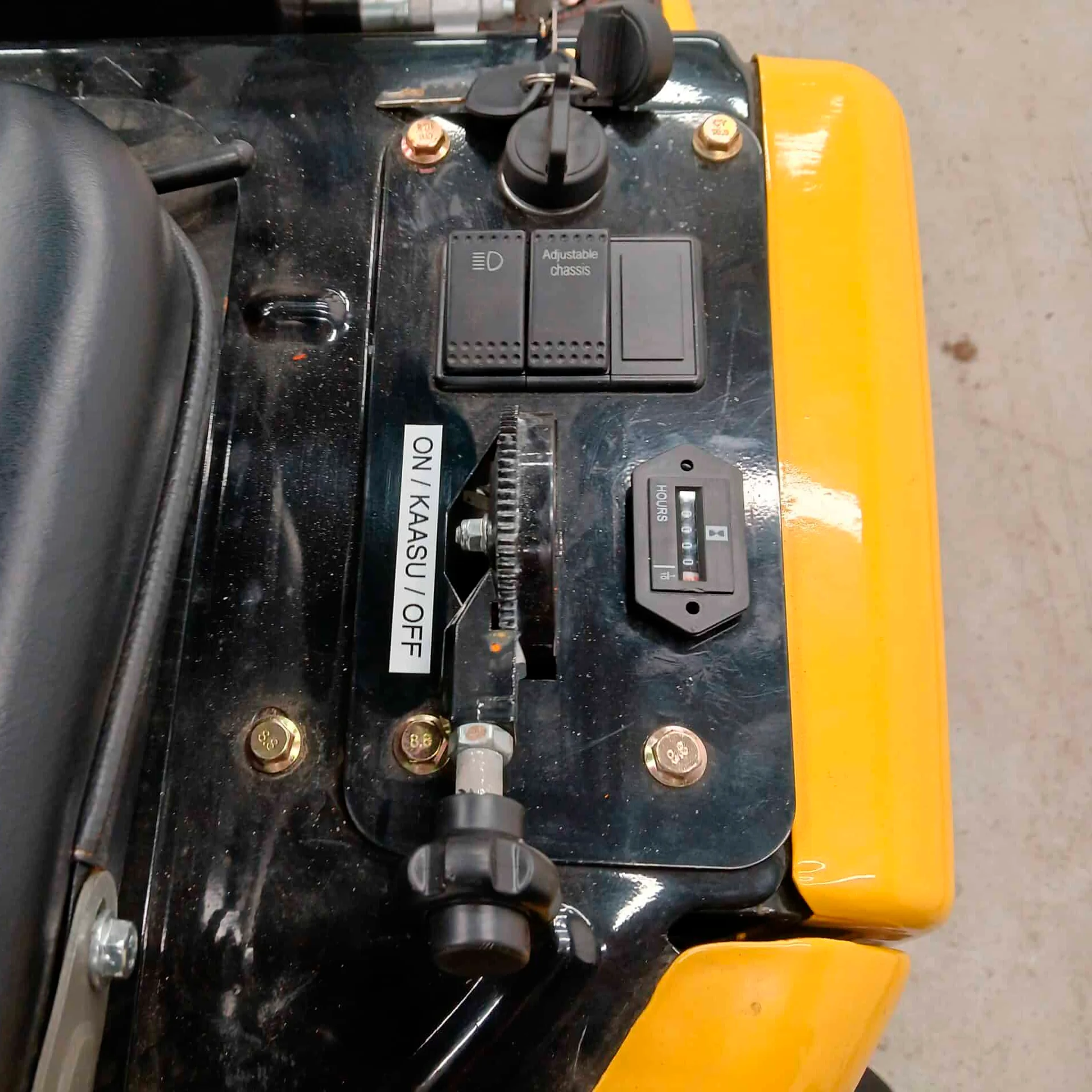 Mini-pelle Machpro MP15