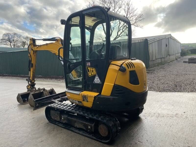 JCB 8026 CTS, (2014), 3265 heures, 2.6T – occasion