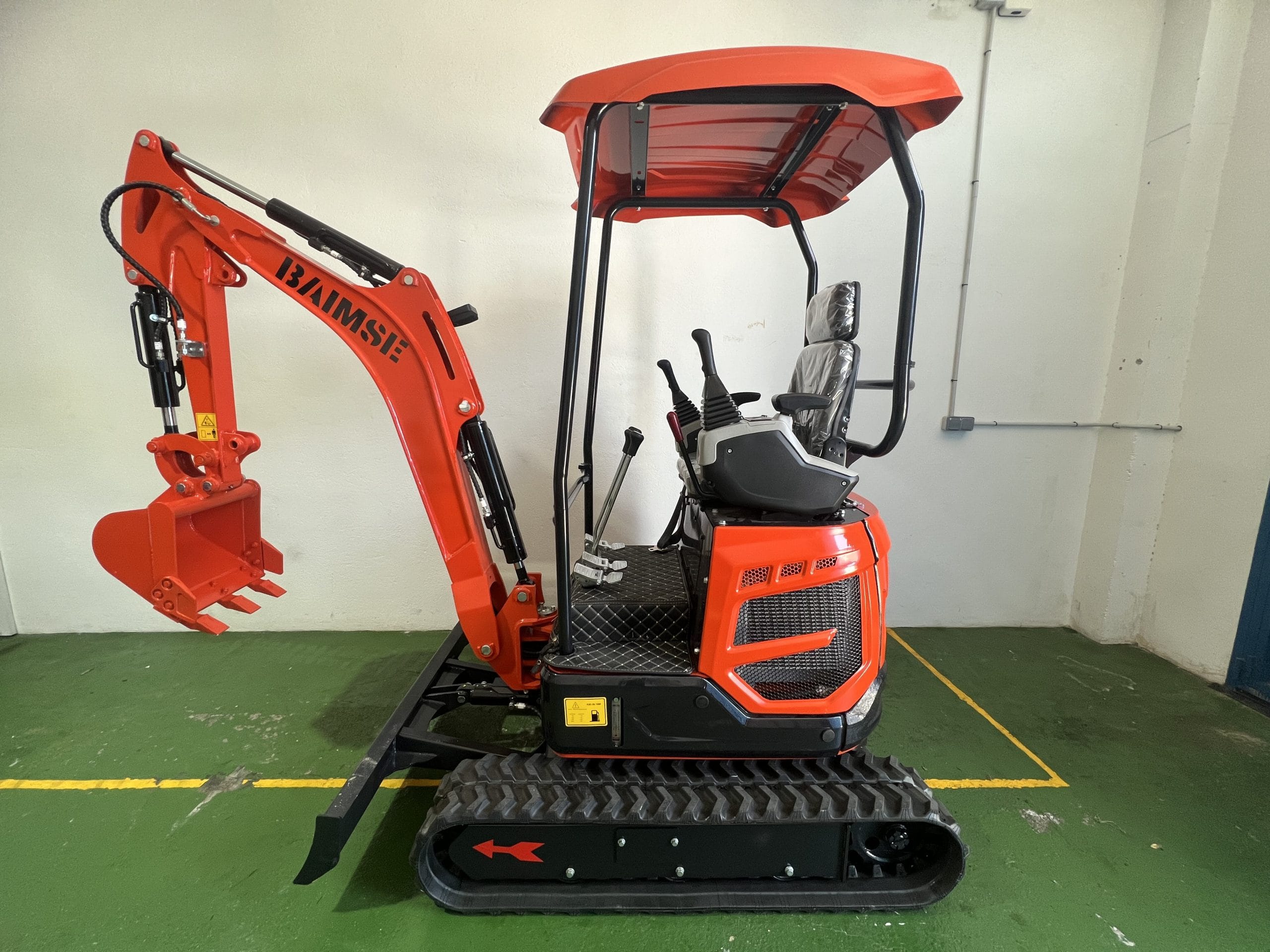 Mini Pelle Rotative BAIMSE 1800 kg, Moteur Kubota 3 Cylindres
