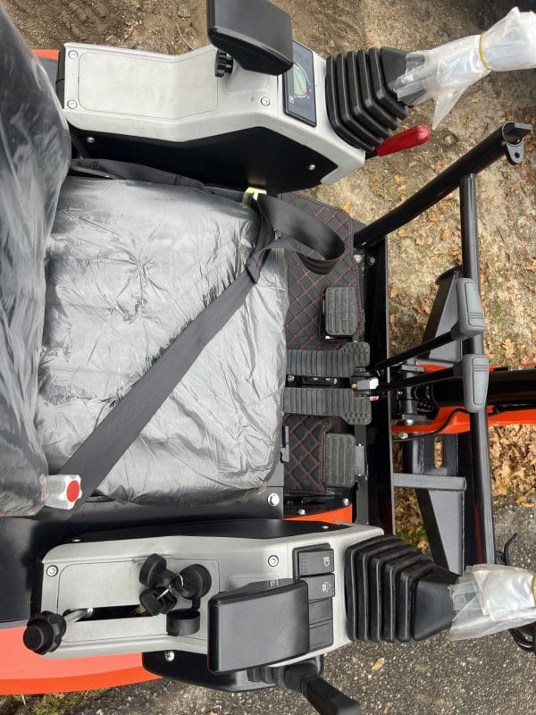 Mini Pelle Rotative Baimse 2500 kg, Moteur 3 Cylindres Kubota D1105