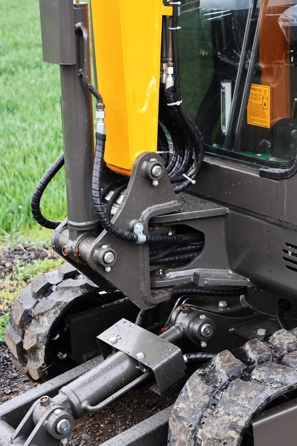 Mini-pelle APS KME20