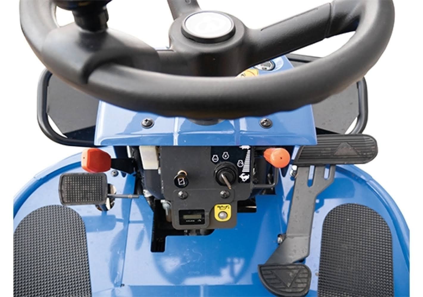 Débroussailleuse autoportée ISEKI SRA800A avec pare-chocs